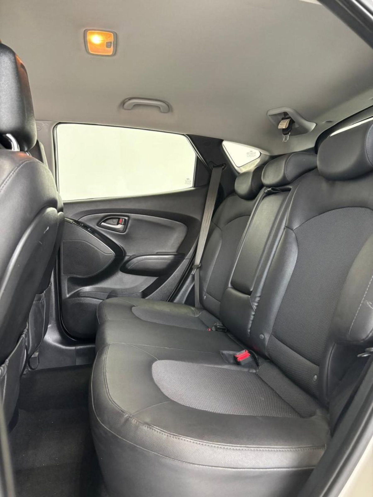Hyundai ix35 2.0 CRDi 4WD Comfort (18)