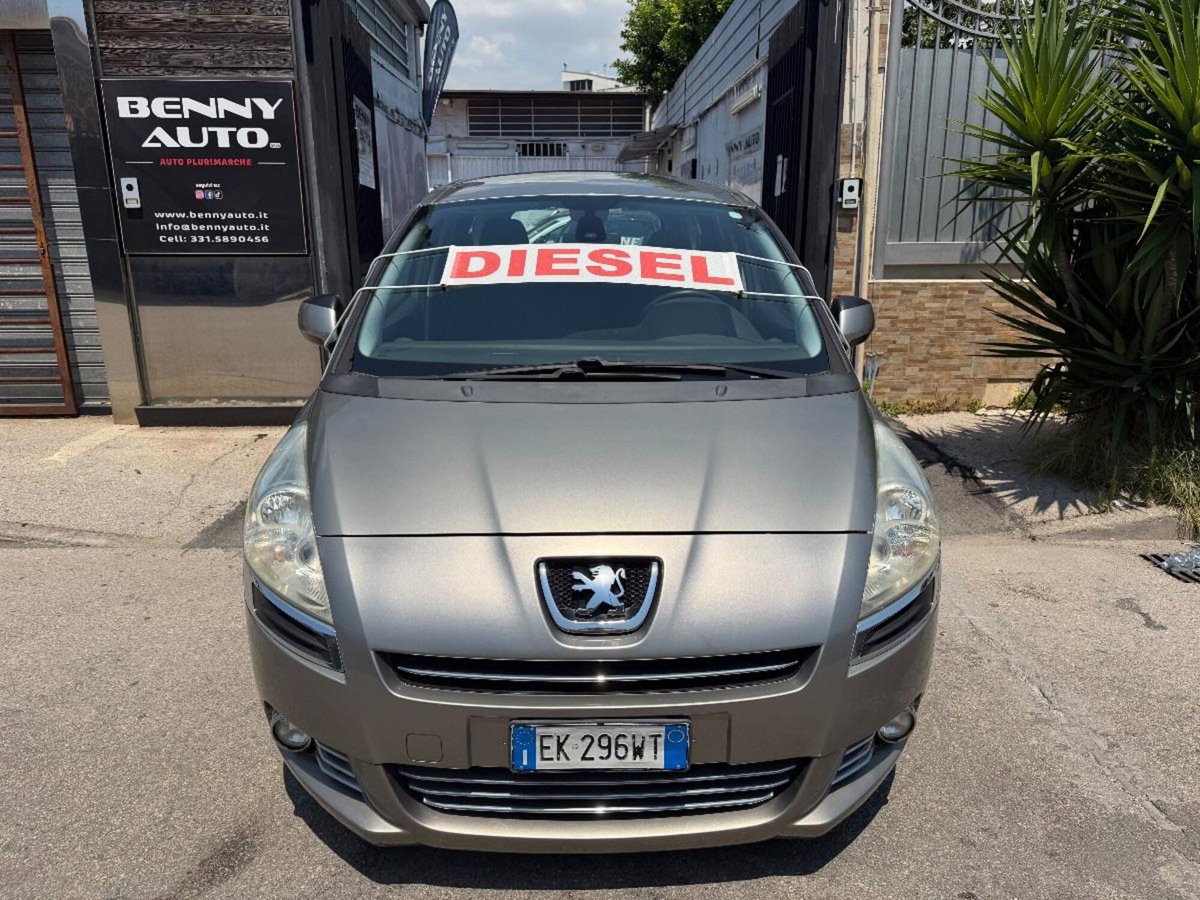 Peugeot 5008 1.6 HDi 112CV Allure