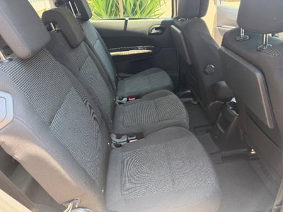 Peugeot 5008 1.6 HDi 112CV Allure (14)