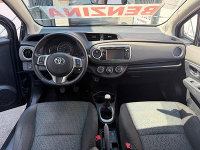 Toyota Yaris 16V cat 5 porte (10)