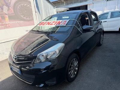 Toyota Yaris 16V cat 5 porte (3)