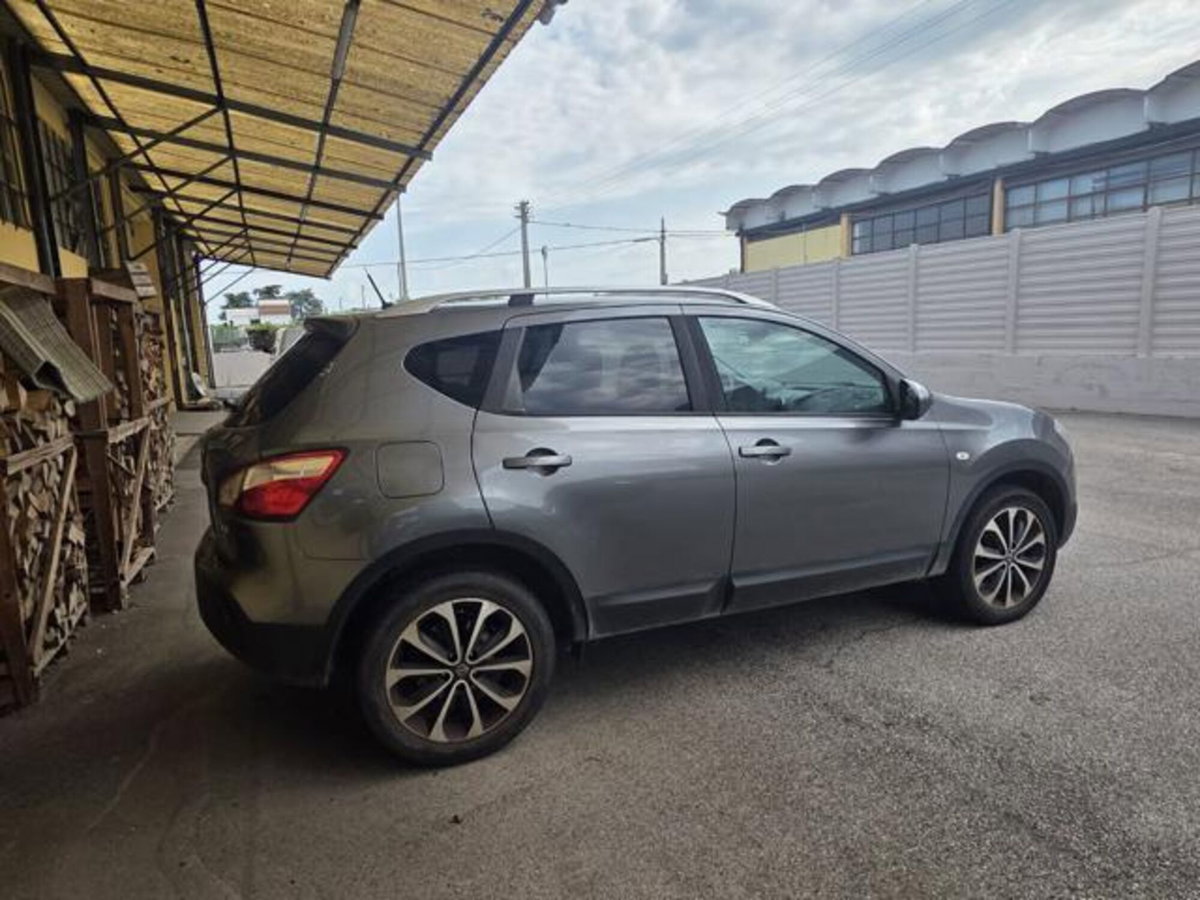 Nissan Qashqai 1.5 dCi DPF Tekna (7)