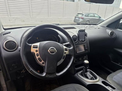 Nissan Qashqai 1.5 dCi DPF Tekna (8)