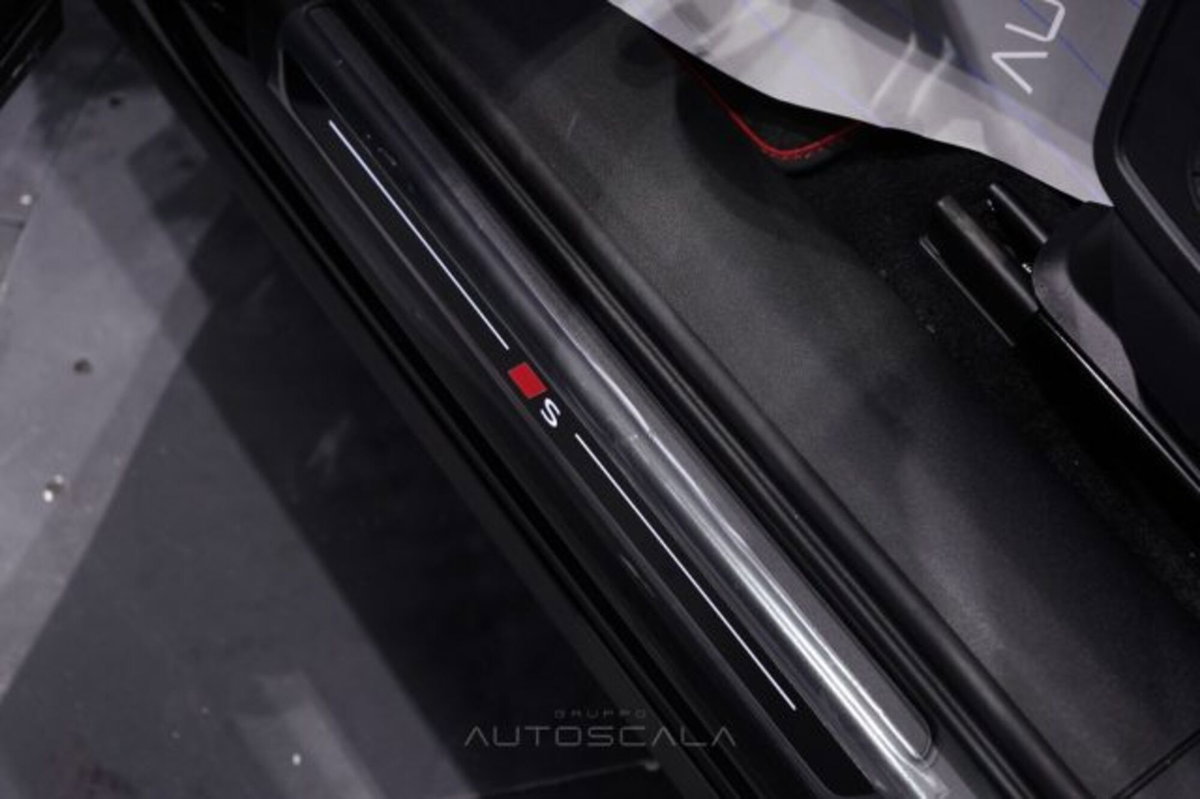 Audi Q5 2.0 tdi mhev+ S line edition quattro 204cv s-tronic (10)