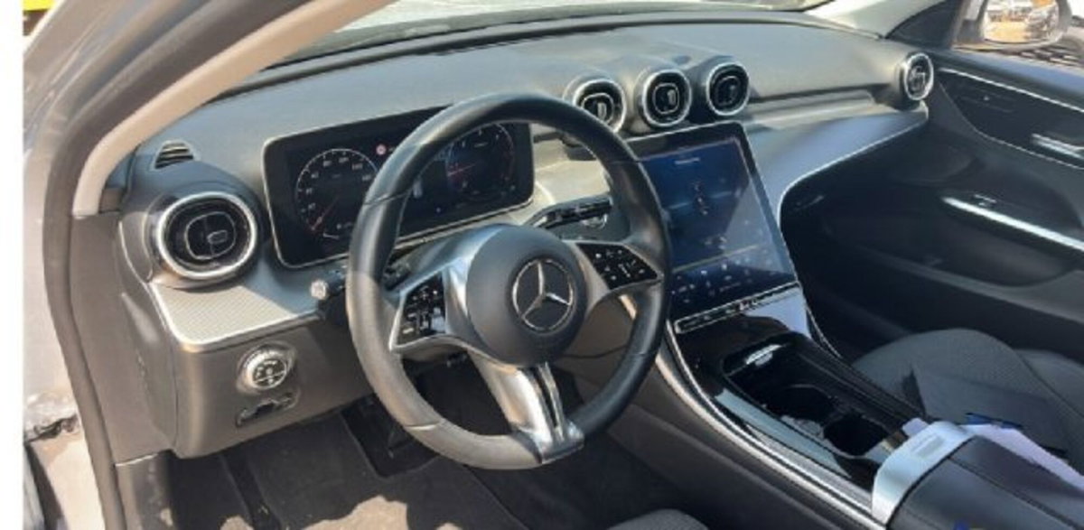 Mercedes-Benz Classe C Station Wagon 200 d Mild hybrid Business (2)