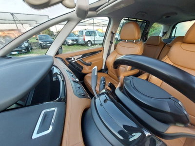 Citroen C4 Gran Picasso 1.6 HDi 110 FAP CMP6 Exclusive (11)