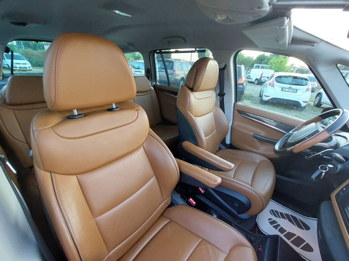 Citroen C4 Gran Picasso 1.6 HDi 110 FAP CMP6 Exclusive (14)