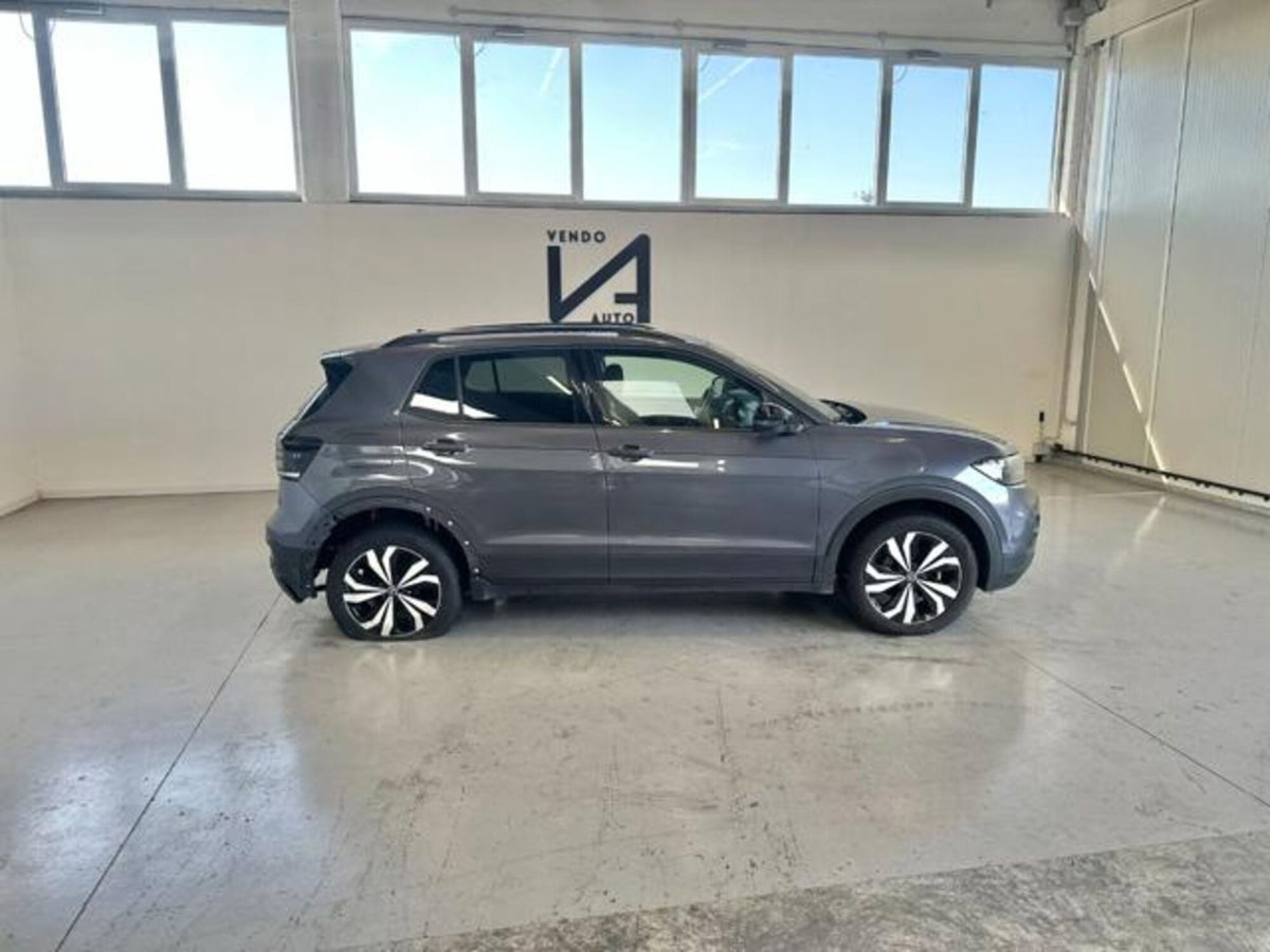 Volkswagen T-Cross 1.0 TSI Style BMT (8)