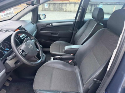 Opel Zafira 1.9 16V CDTI 150CV aut. Cosmo (5)