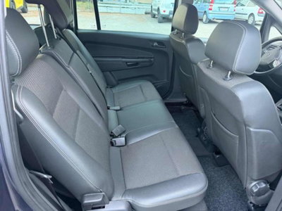 Opel Zafira 1.9 16V CDTI 150CV aut. Cosmo (8)