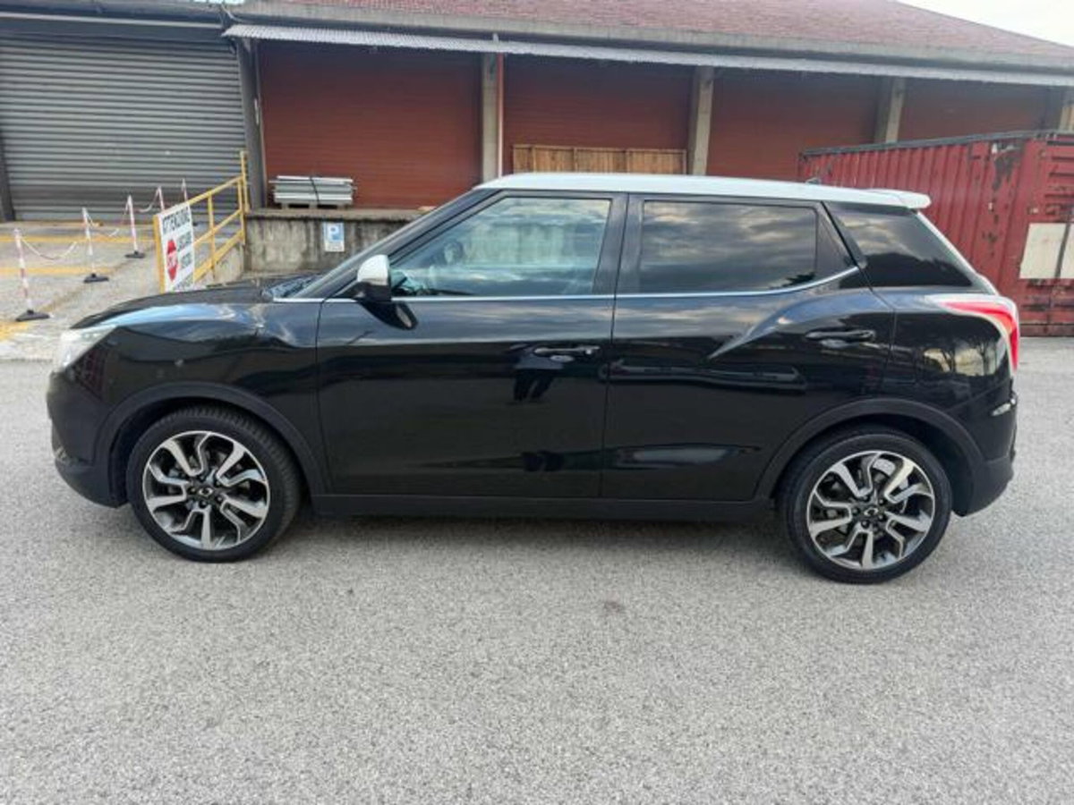 Ssangyong Tivoli 1.6 2WD Be (10)