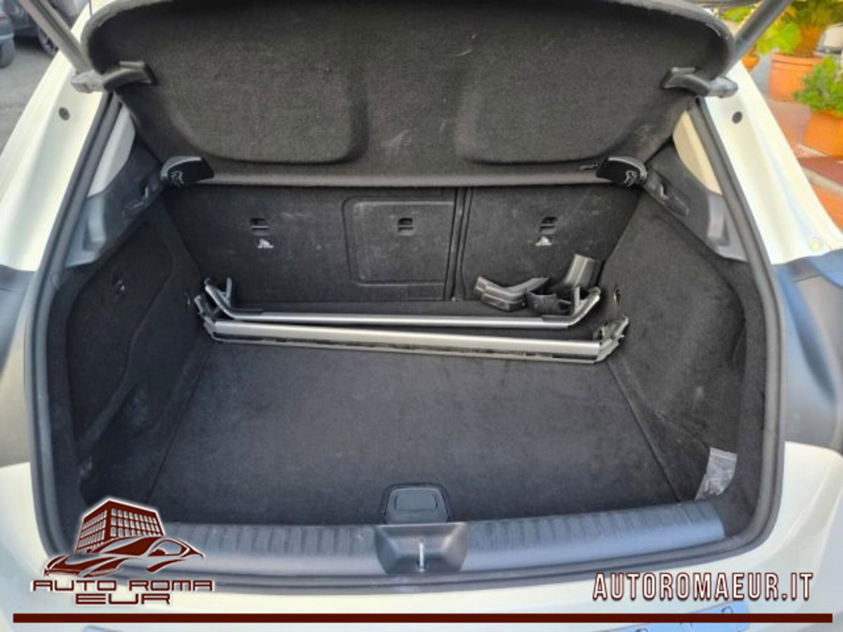 Mercedes-Benz GLA SUV 220 d Automatic 4Matic Premium (15)