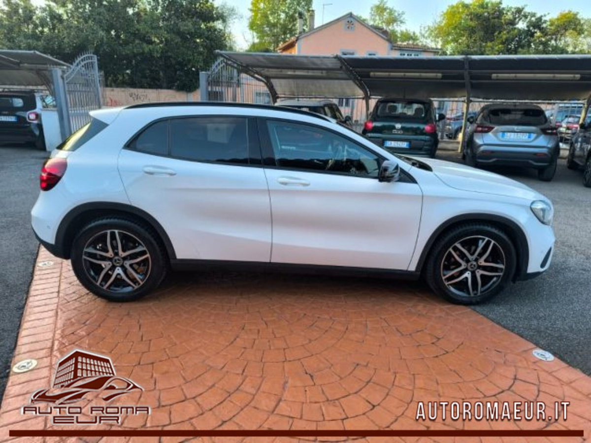 Mercedes-Benz GLA SUV 220 d Automatic 4Matic Premium (6)