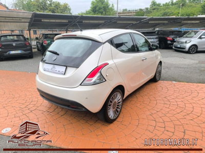 Lancia Ypsilon 0.9 TwinAir 85 CV 5 porte S&S Gold (5)