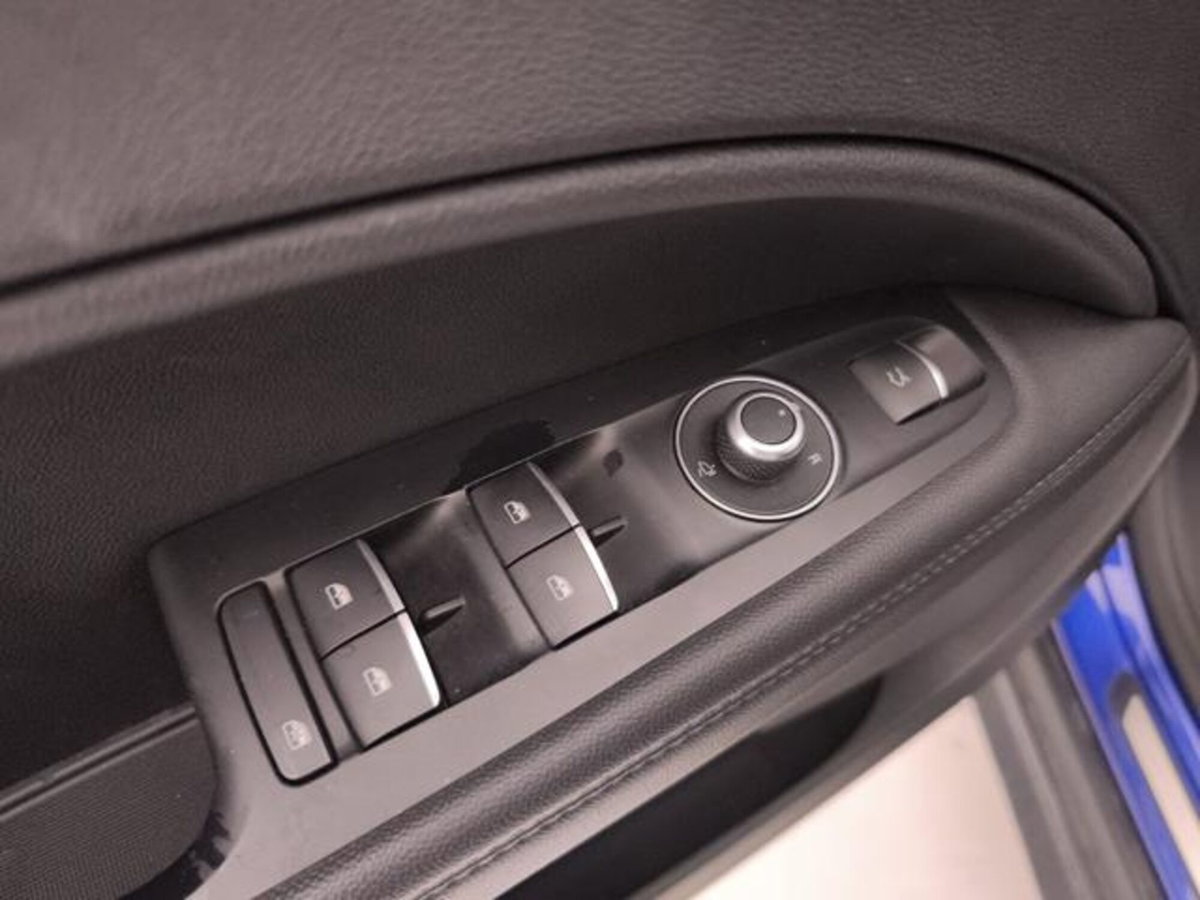 Alfa Romeo Stelvio Stelvio 2.0 Turbo 200 CV AT8 Q4 Super Business (18)