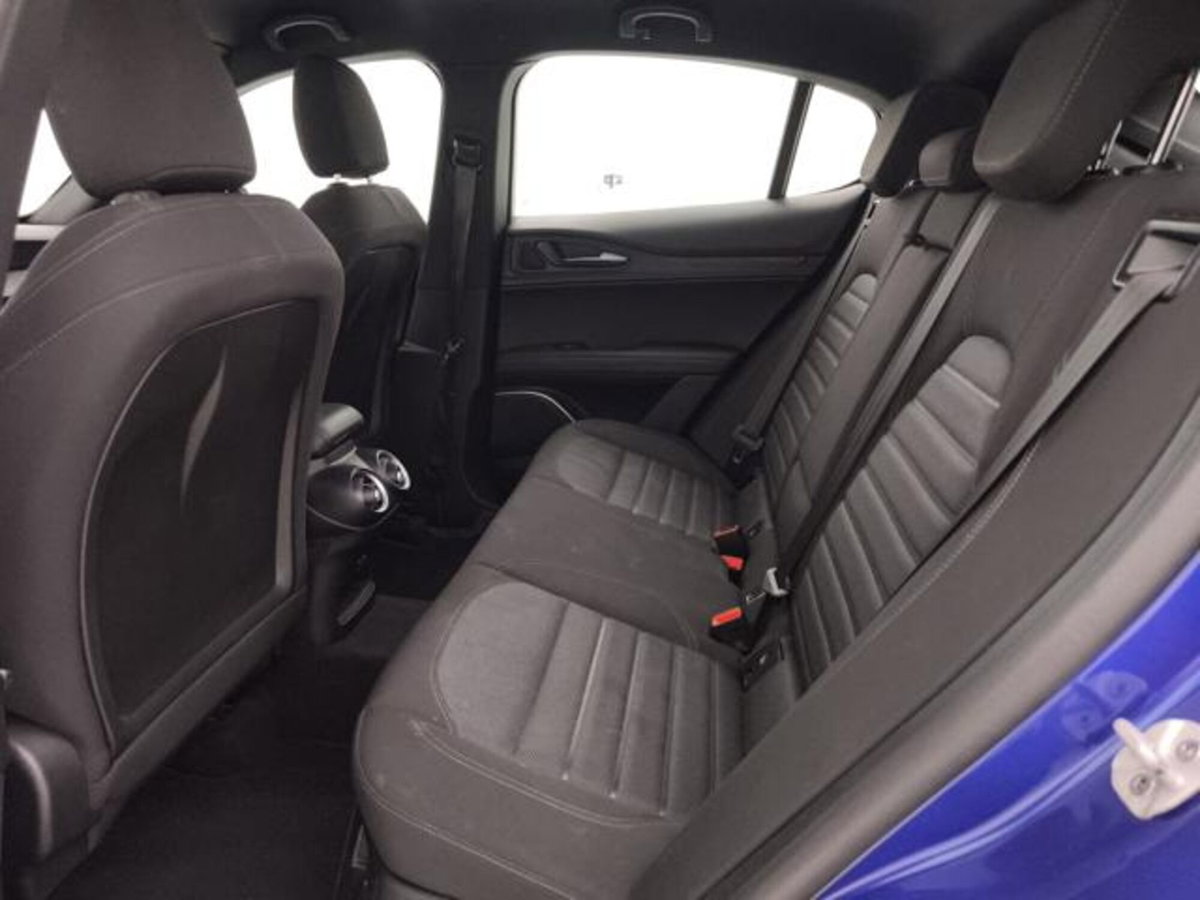 Alfa Romeo Stelvio Stelvio 2.0 Turbo 200 CV AT8 Q4 Super Business (20)