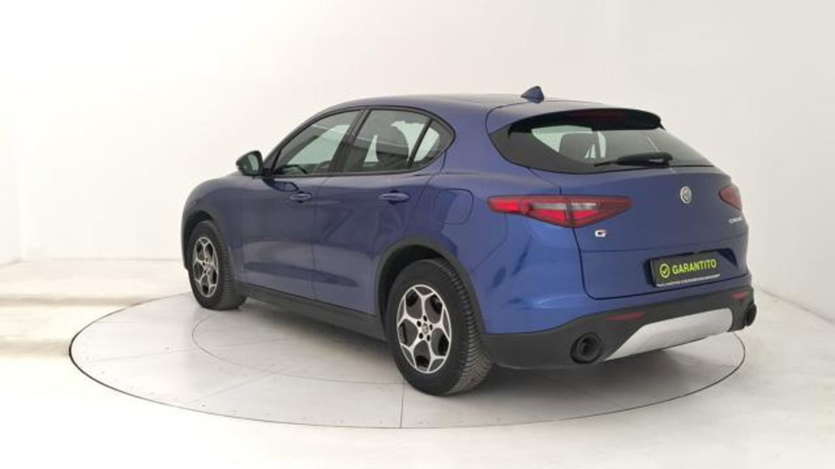 Alfa Romeo Stelvio Stelvio 2.0 Turbo 200 CV AT8 Q4 Super Business (3)