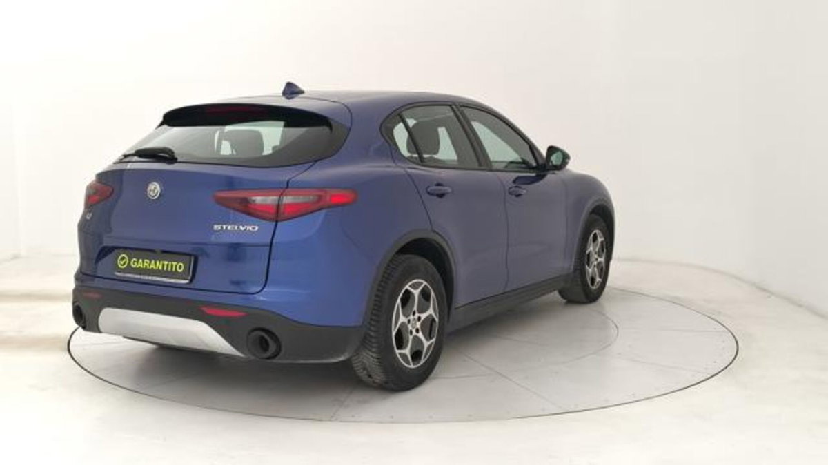 Alfa Romeo Stelvio Stelvio 2.0 Turbo 200 CV AT8 Q4 Super Business (5)