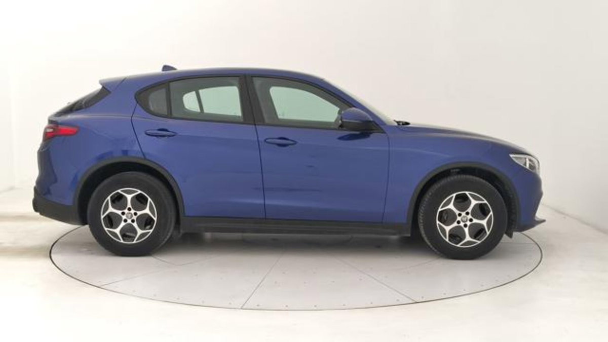 Alfa Romeo Stelvio Stelvio 2.0 Turbo 200 CV AT8 Q4 Super Business (6)