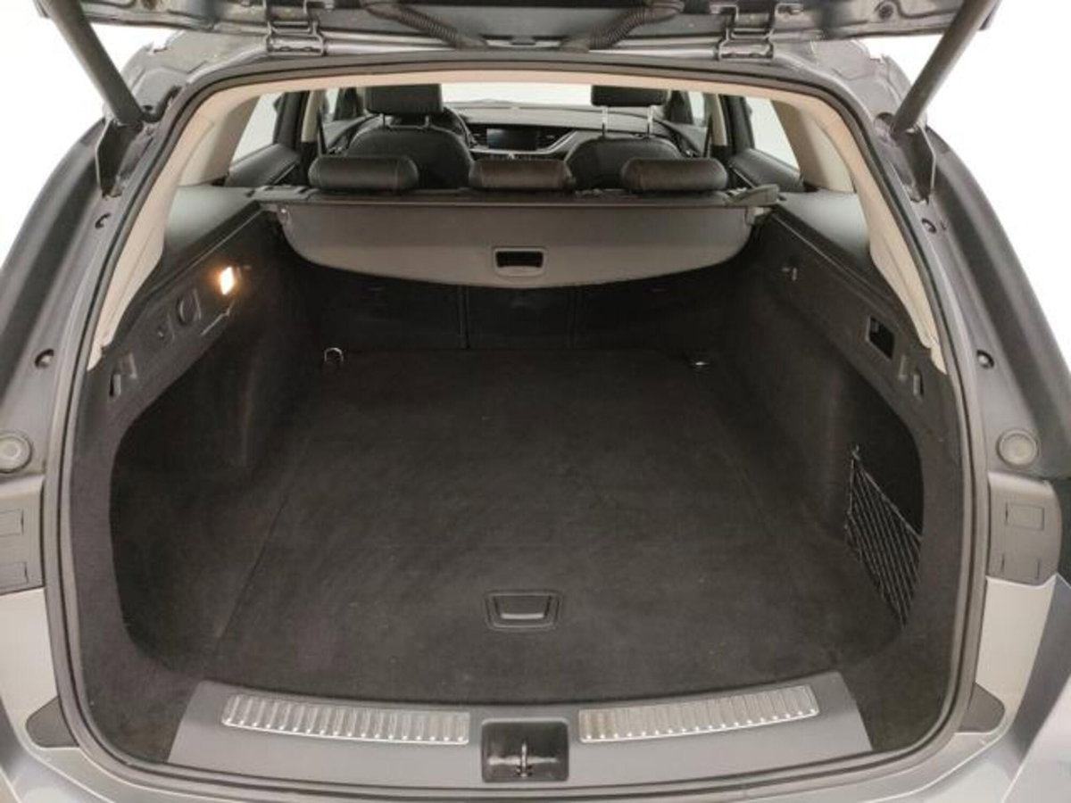 Opel Insignia Station Wagon 2.0 CDTI 174 CV S&S Sports Business Elegance (18)