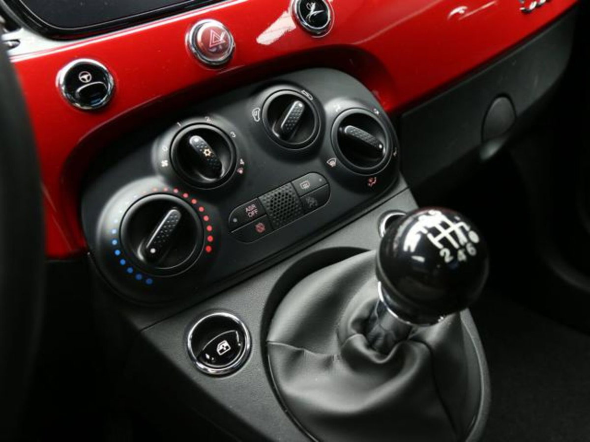 Fiat 500 1.0 Hybrid Red (14)
