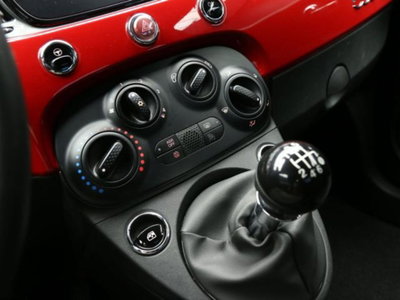 Fiat 500 1.0 Hybrid Red (14)