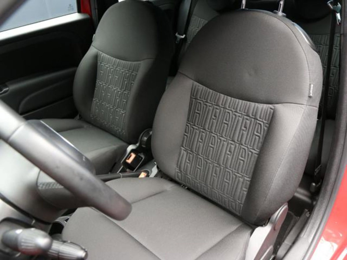 Fiat 500 1.0 Hybrid Red (8)