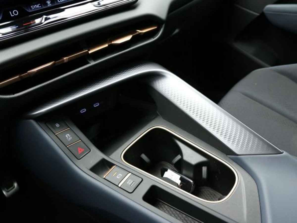 Cupra Terramar 1.5 hybrid 150cv dsg (13)
