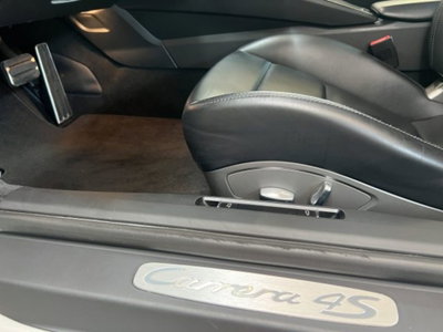 Porsche 911 Coupé 3.8 Carrera 4S (17)