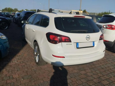 Opel Astra Station Wagon 1.7 CDTI 110CV Sports Cosmo (3)