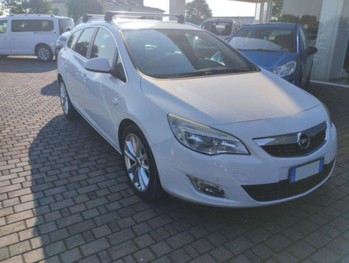 Opel Astra Station Wagon 1.7 CDTI 110CV Sports Cosmo (5)
