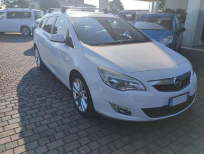 Opel Astra Station Wagon 1.7 CDTI 110CV Sports Cosmo (5)