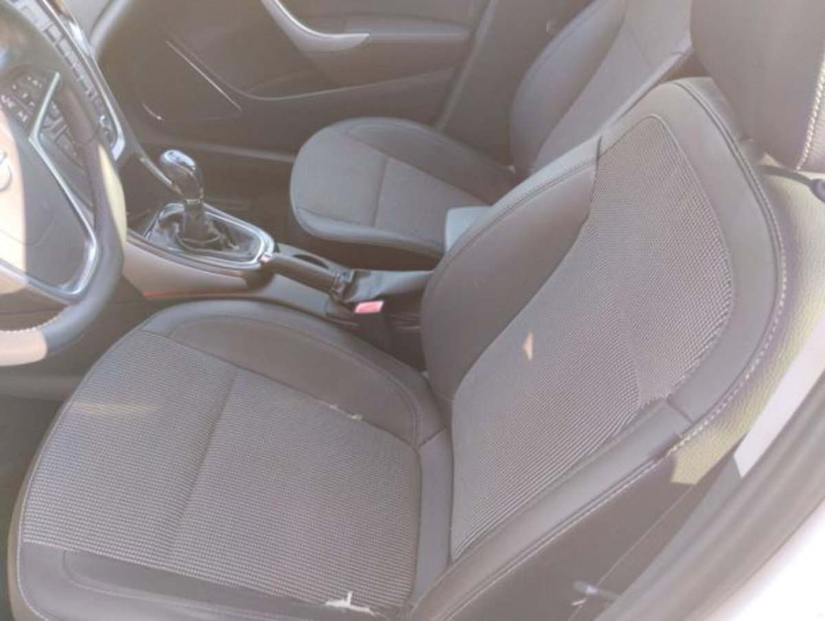Opel Astra Station Wagon 1.7 CDTI 110CV Sports Cosmo (6)