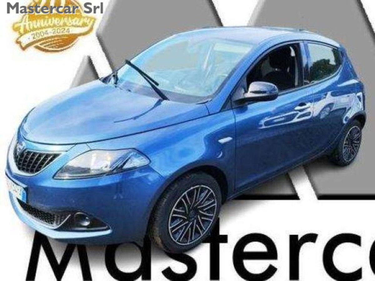 Lancia Ypsilon 1.0 FireFly 5 porte S&S Hybrid Ecochic Gold