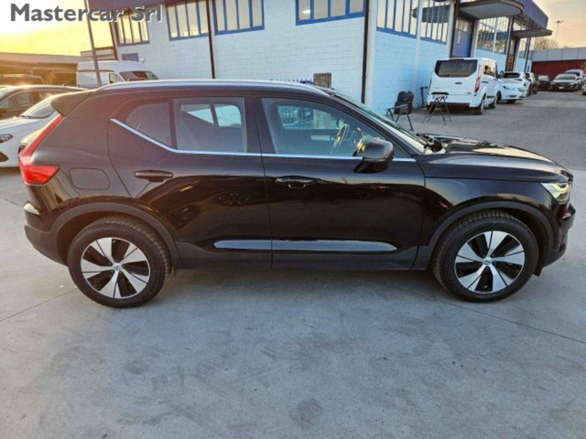 Volvo XC40 T4 Recharge Plug-in Hybrid Inscription Expression (5)