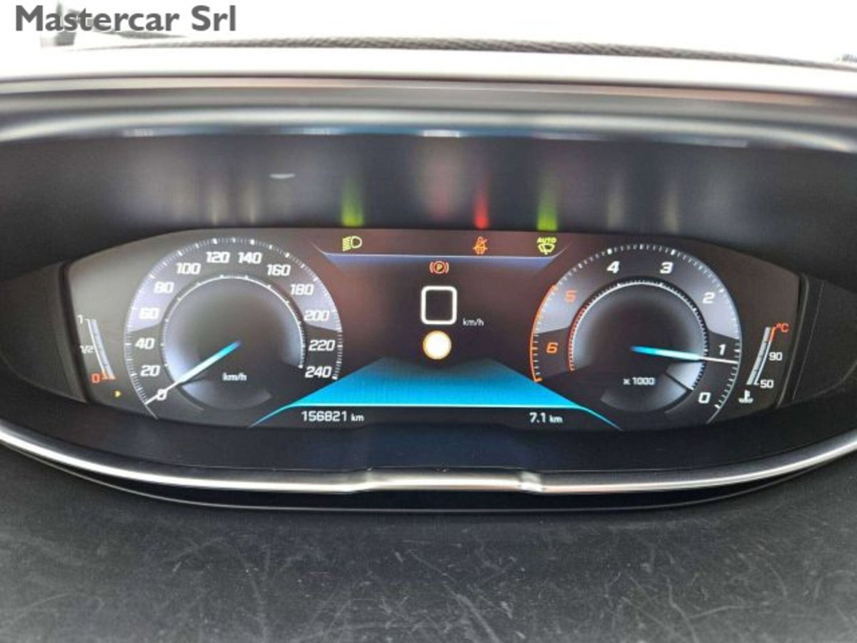 Peugeot 3008 BlueHDi 130 S&S Access (14)