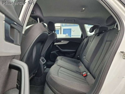 Audi A4 Avant 2.0 TDI ultra 163CV Business (12)