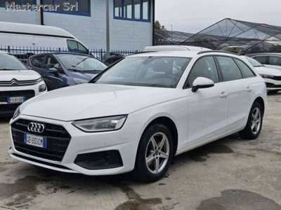 Audi A4 Avant 2.0 TDI ultra 163CV Business (2)