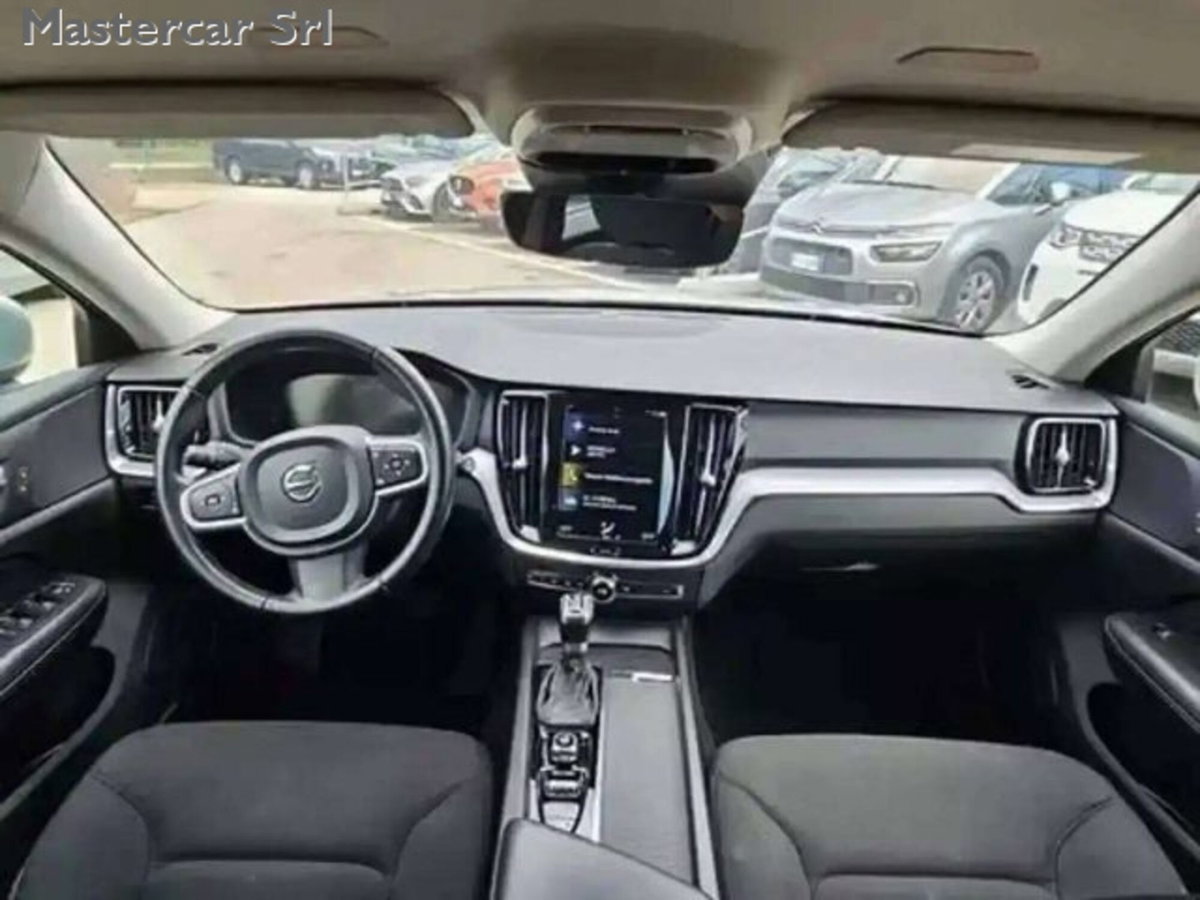 Volvo V60 D4 AWD Geartronic Business (9)