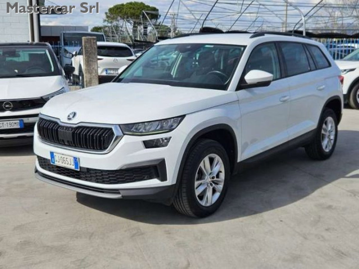 Skoda Kodiaq 2.0 TDI EVO SCR 4x4 DSG 7 posti Executive (2)
