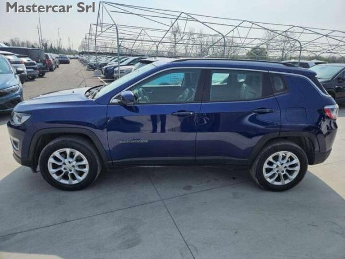 Jeep Compass 1.3 T4 190CV PHEV AT6 4xe Business Plus (3)