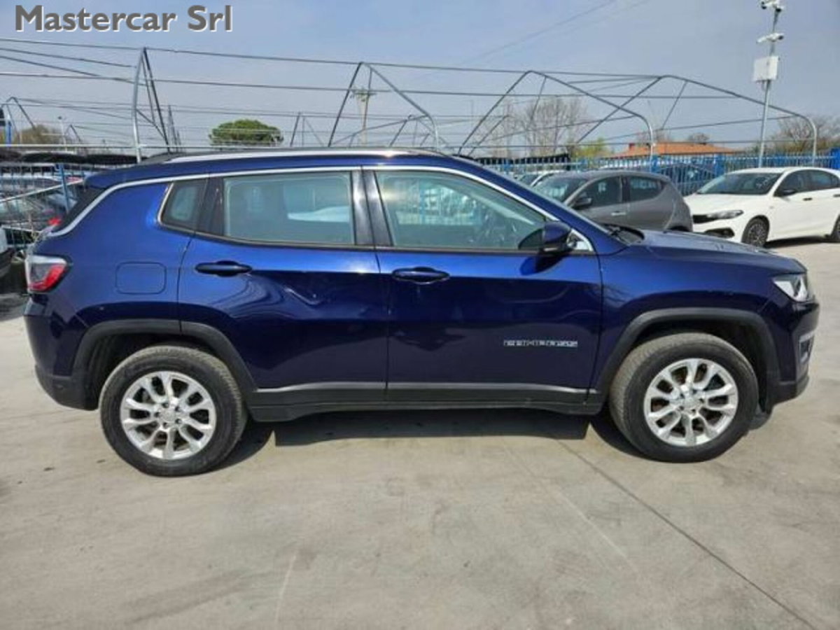 Jeep Compass 1.3 T4 190CV PHEV AT6 4xe Business Plus (7)