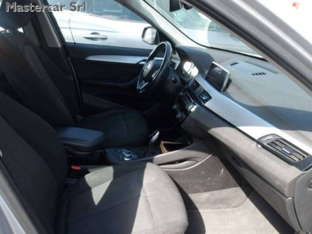 BMW X1 sDrive 18d Msport (5)