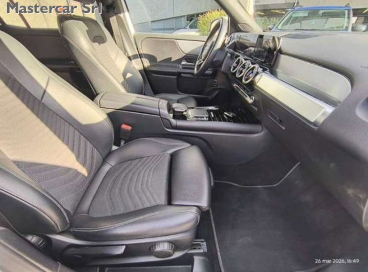 Mercedes-Benz GLB 180 d Advanced auto (8)