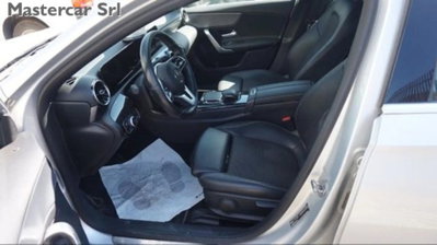 Mercedes-Benz Classe A Sedan 180 d Automatic 4p. Sport (5)