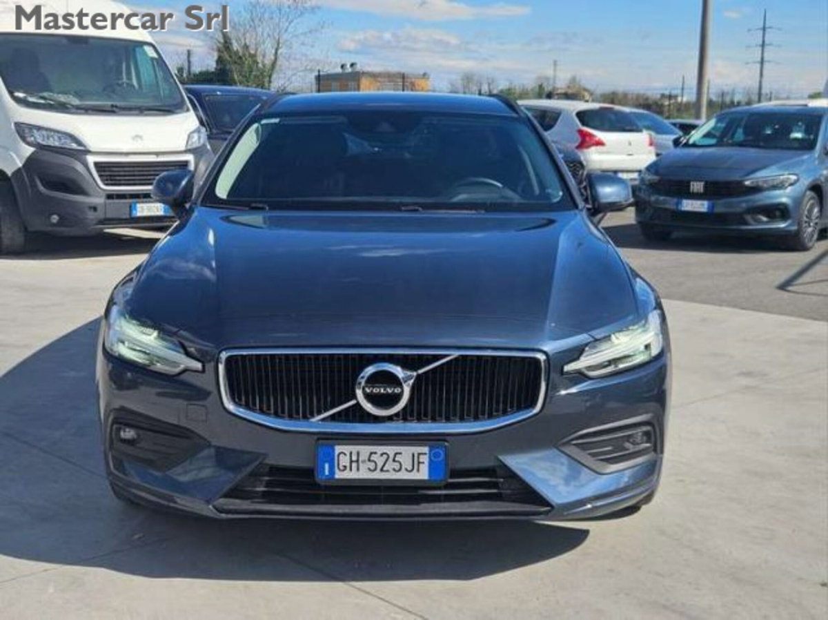Volvo V60 B4 Geartronic Momentum Business Pro (9)