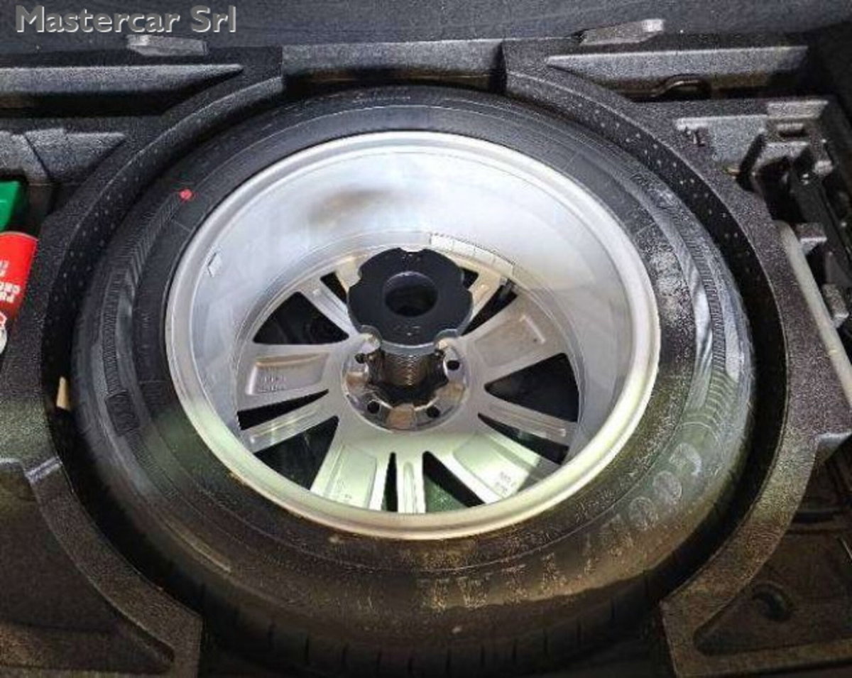 Skoda Karoq 2.0 TDI EVO SCR 115 CV DSG Executive (12)
