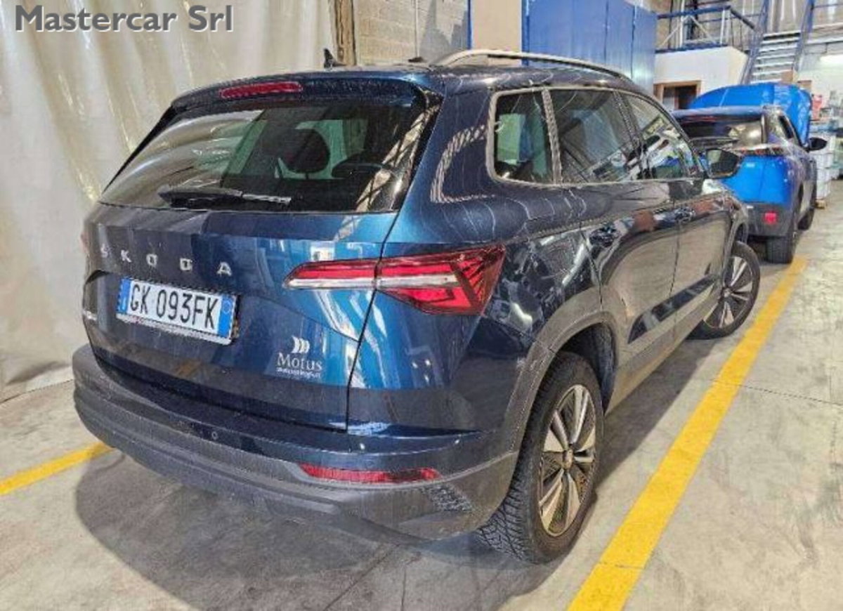 Skoda Karoq 2.0 TDI EVO SCR 115 CV DSG Executive (4)