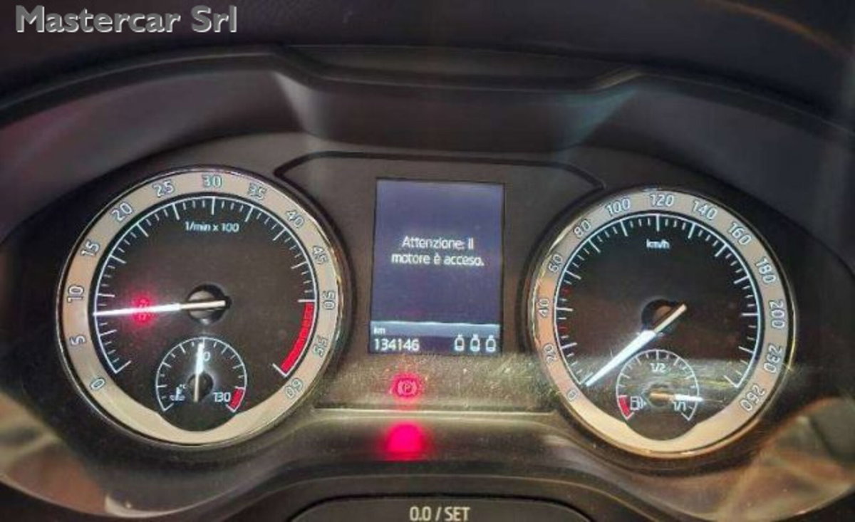 Skoda Karoq 2.0 TDI EVO SCR 115 CV DSG Executive (8)