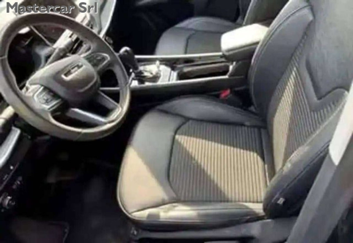 Jeep Compass 1.3 T4 190CV PHEV AT6 4xe Limited (4)